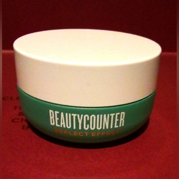 Beautycounter Reflect Effect Facial Mask - Picture 1 of 2